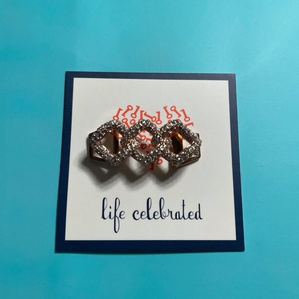 Keep Collective Love Links Charm